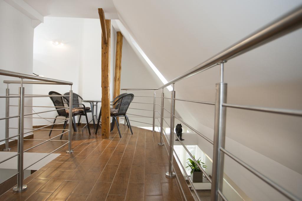 Riverside Flat With King Castle View Apartament
